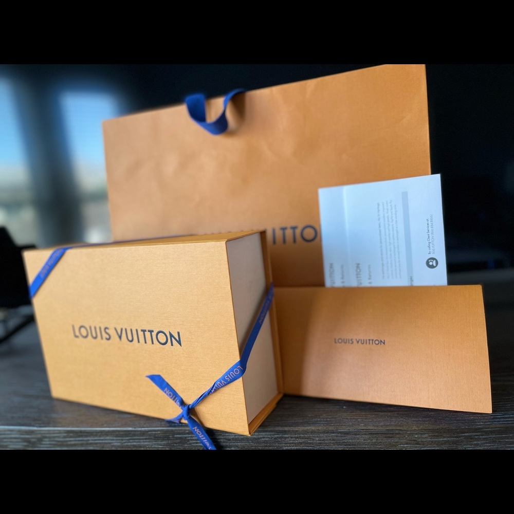 💙💛Louis Vuitton Storage Box Set💛💙 - Picture 4 of 16
